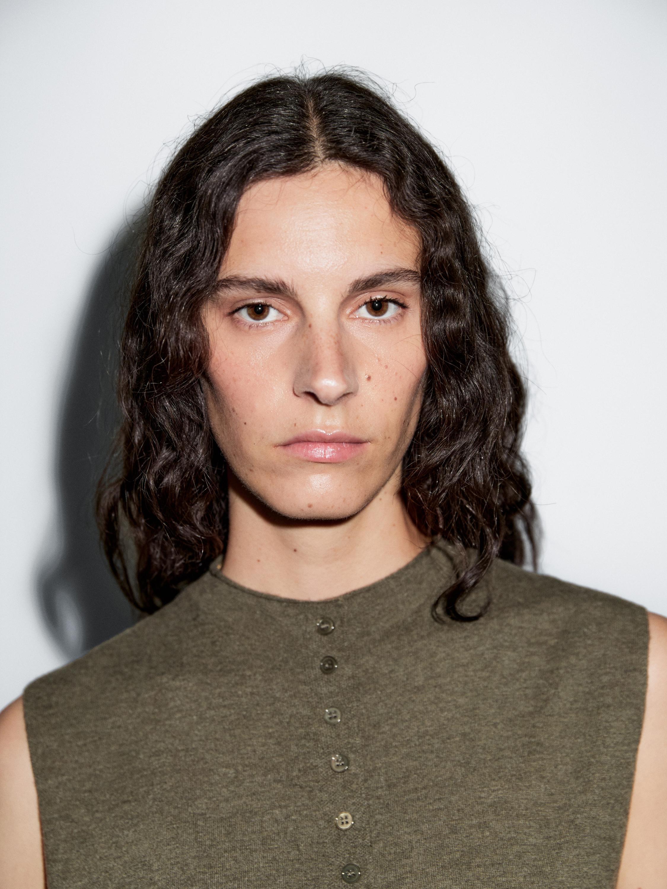 Cropped wool blend knit vest